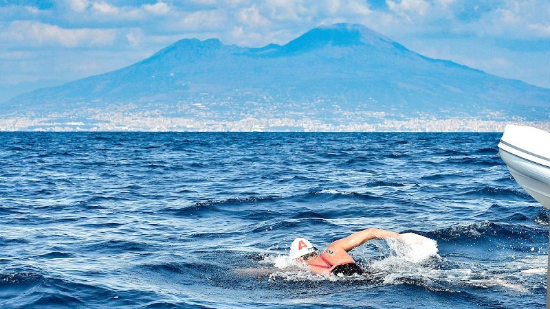Nuoto di fondo: 93 atleti per undici nazioni alle tre prove open della Capri-Napoli
