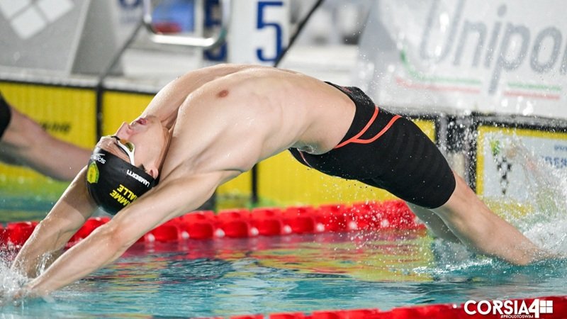 Nuoto, Assoluti 2026: si apre con 7 pass Europei e il record di Michele Lamberti